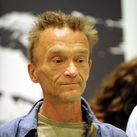 Piotr Młodożeniec - artinhouse.pl Piotr Młodożeniec - artinhouse.pl