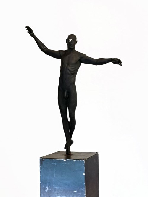 Rzeźba do salonu artysty Tomasz Górnicki pod tytułem False Prophet (2 z 6)