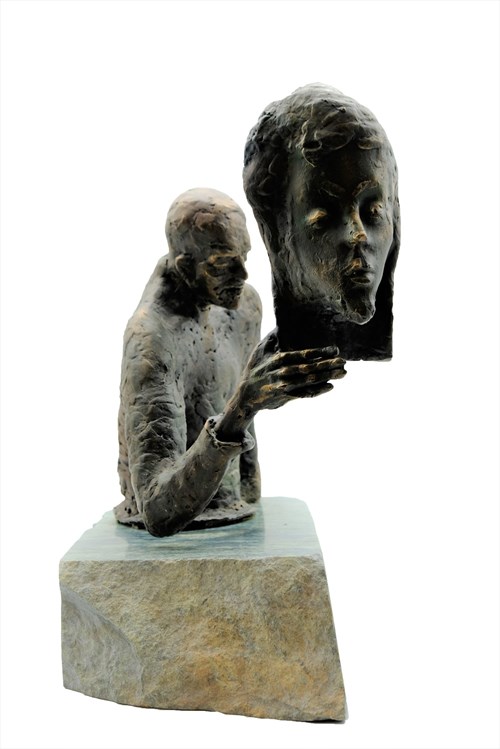 Rzeźba do salonu artysty Dariusz Kowalski pod tytułem Dwutwarzowy
