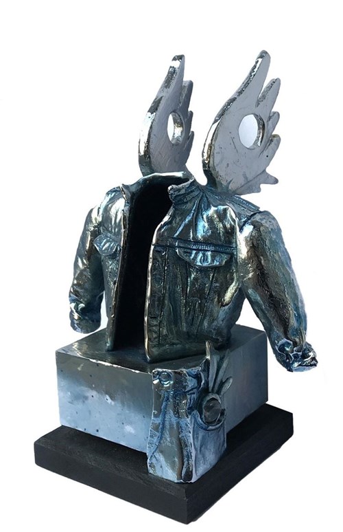 Rzeźba do salonu artysty Tomasz Kawiak pod tytułem Angel Jacket (7 z 8)