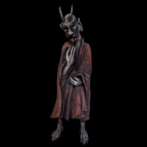 Rzeźba do salonu artysty Marcin Myśliwiec pod tytułem Diabeł Sarmacki