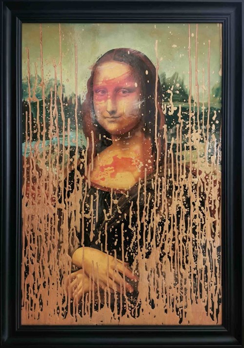 Living room painting by Joanna Półkośnik titled Mona Lisa - Golden Rain