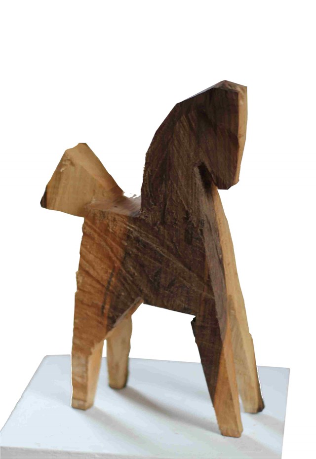 Rzeźba do salonu artysty Zbigniew Bury pod tytułem Konik beskidzki II
