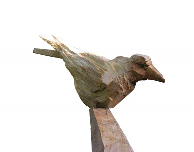 Rzeźba do salonu artysty Zbigniew Bury pod tytułem Z cyklu Ptaki beskidzkie: Kruk II