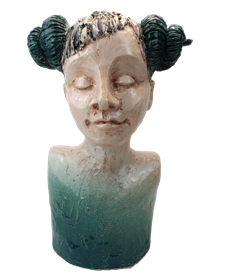 Rzeźba do salonu artysty Anna Hałat pod tytułem Czarująca