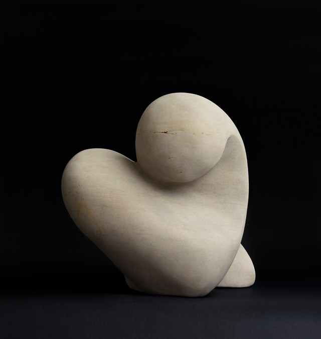 Living room sculpture by Julia Stachowska titled Heart II