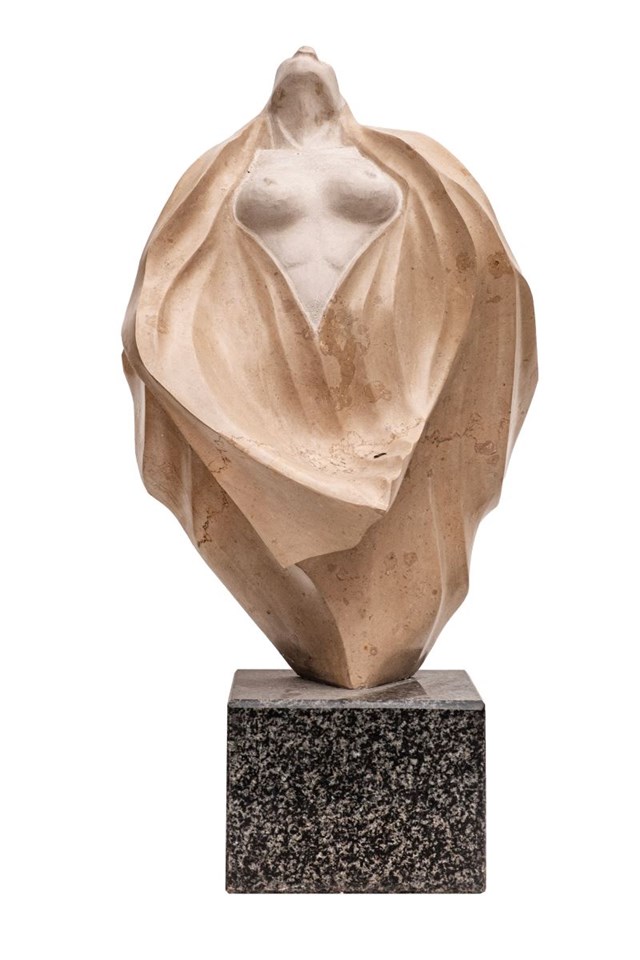Living room sculpture by Krzysztof Pawłowski titled Galena