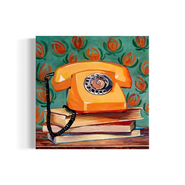 Living room painting by Hanna Pushkarova titled old phone