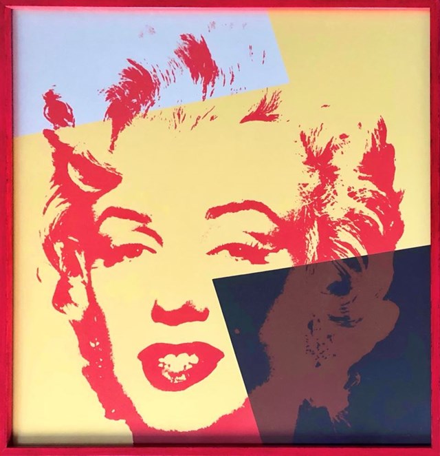 Living room print by Andy Warhol titled Golden Marylin 11.44, 221/2000