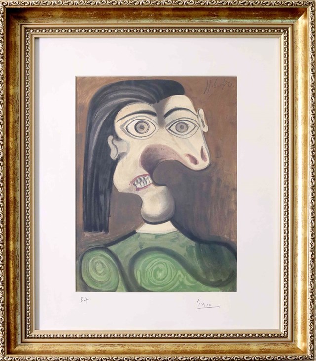 Living room print by Pablo Picasso titled Face 