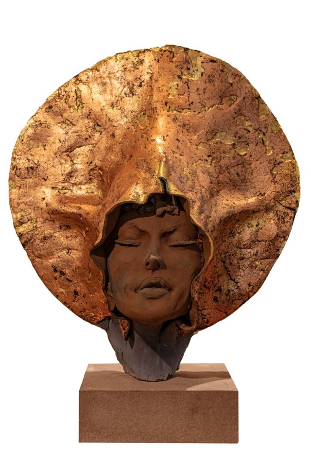 Rzeźba do salonu artysty Jacek Opała pod tytułem Lady Copper II