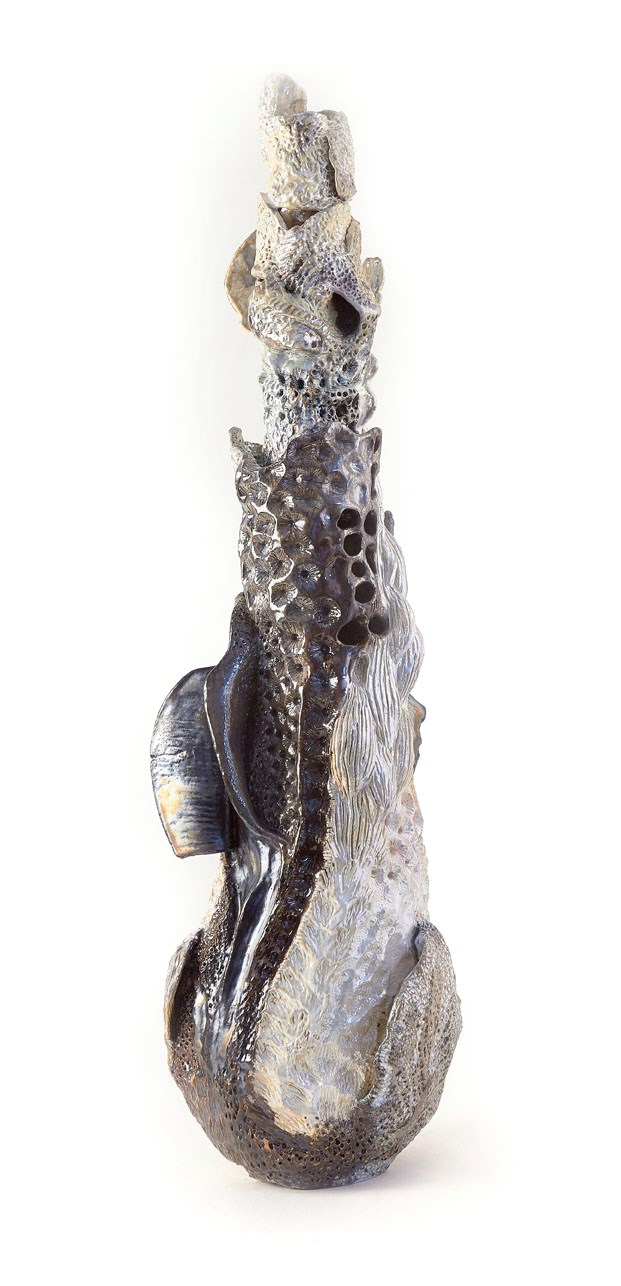Rzeźba do salonu artysty Joanna Roszkowska pod tytułem IVORY CORAL