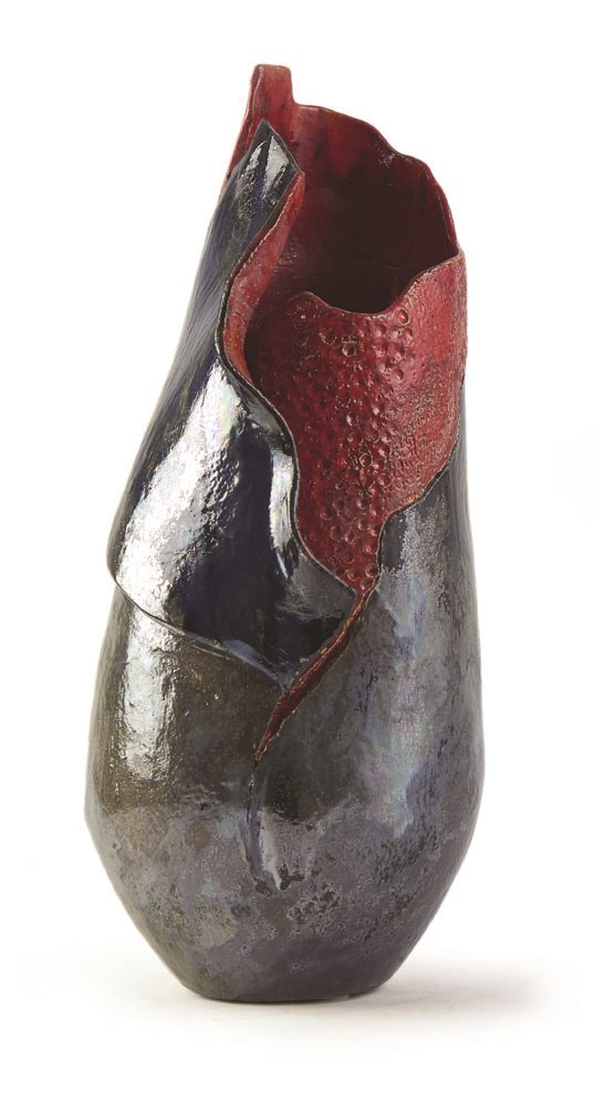 Rzeźba do salonu artysty Joanna Roszkowska pod tytułem MAROON FOSSIL
