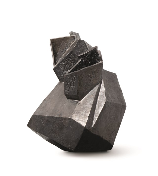 Rzeźba do salonu artysty Joanna Roszkowska pod tytułem STABLE MIND