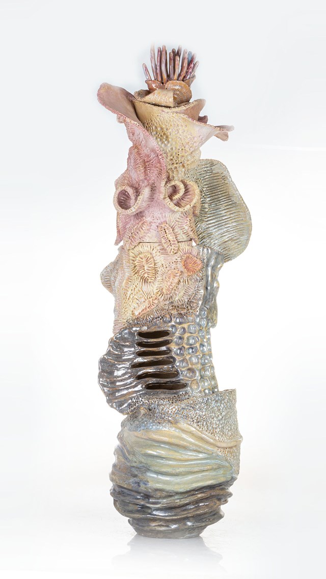Living room sculpture by Joanna Roszkowska titled PINK CORAL