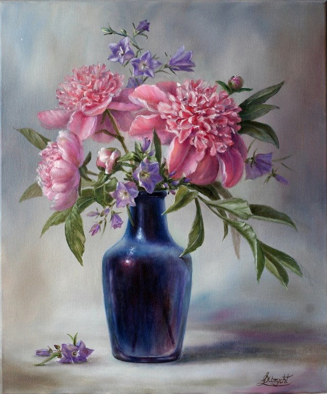 Living room painting by Lidia Olbrycht titled Peony