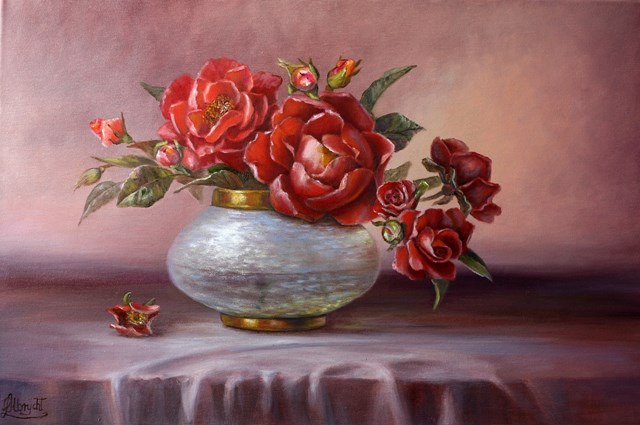 Living room painting by Lidia Olbrycht titled Roses in a pearl vase